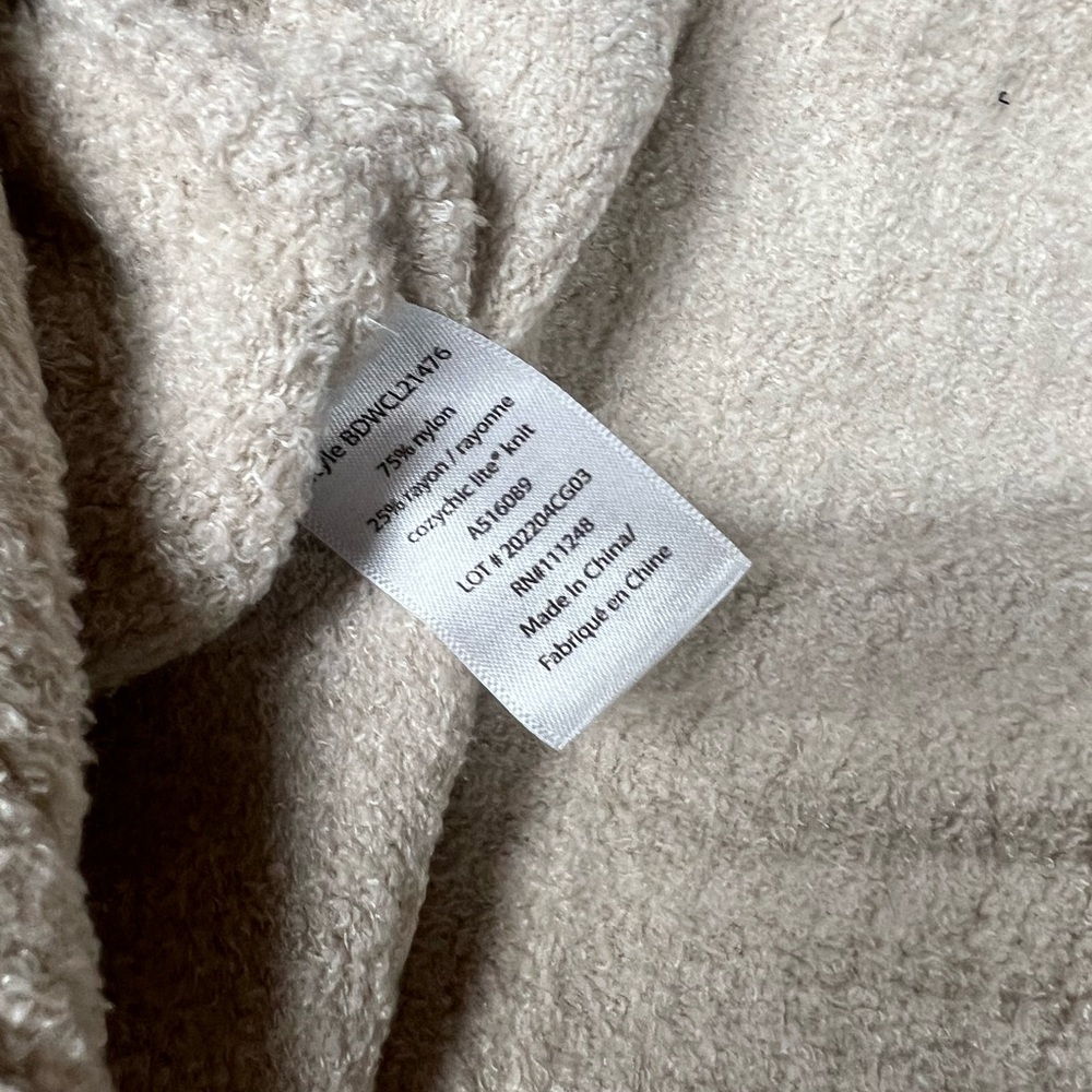 Barefoot Dreams Cozy Cream Zip-Up‎ - Picture 9 of 9